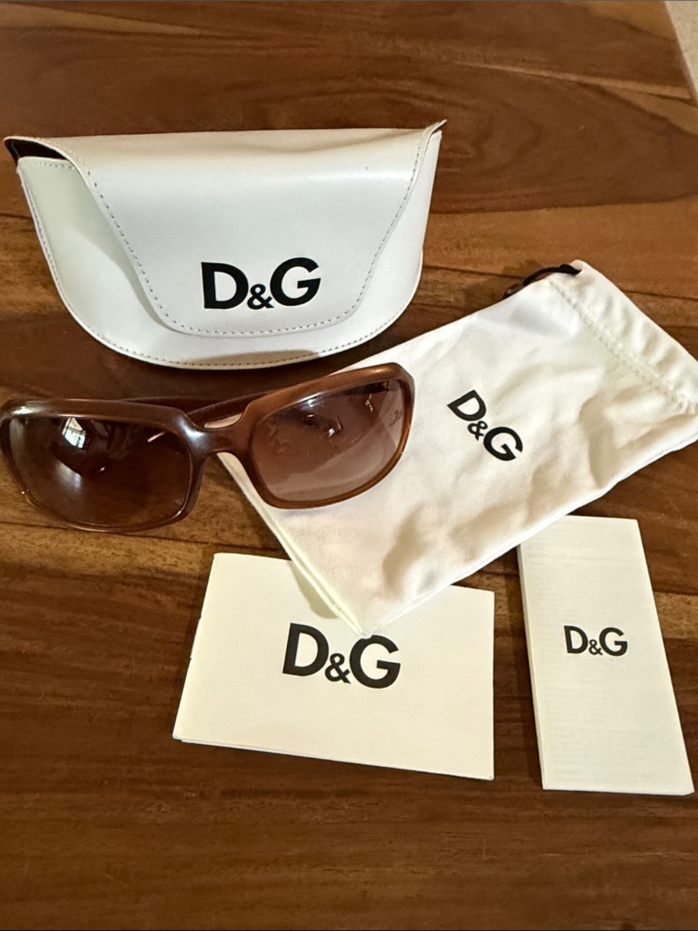 D&G Amber Brown Oversized Sunglasses